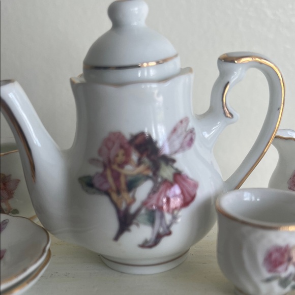 Miniature Reutter Porcelain Flower Fairies Tea Set - Picture 2 of 7